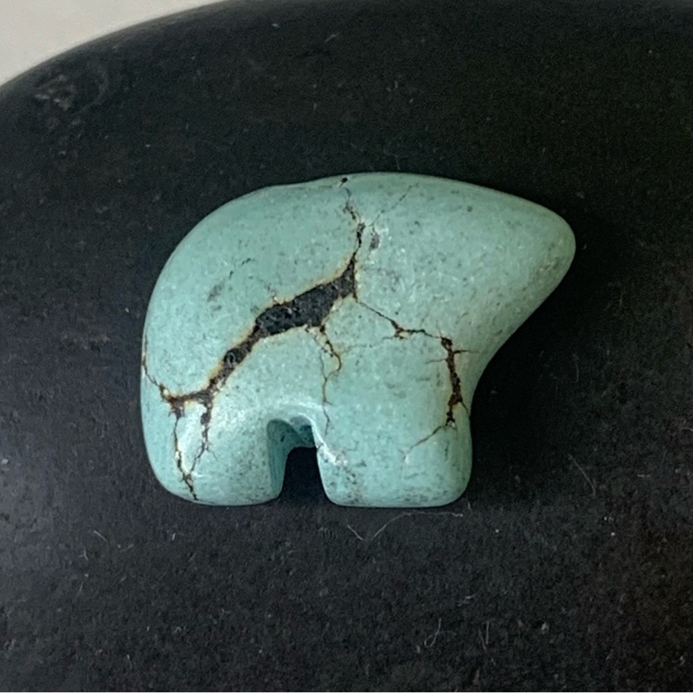 Native American Style Turquoise Zuni Bear Fetish Bead Drilled Stone Animal .7”